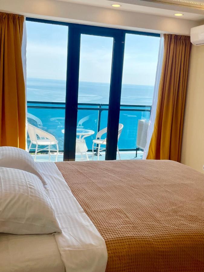 Sea View Apartments Orbi Beach Tower Batumi Exteriér fotografie
