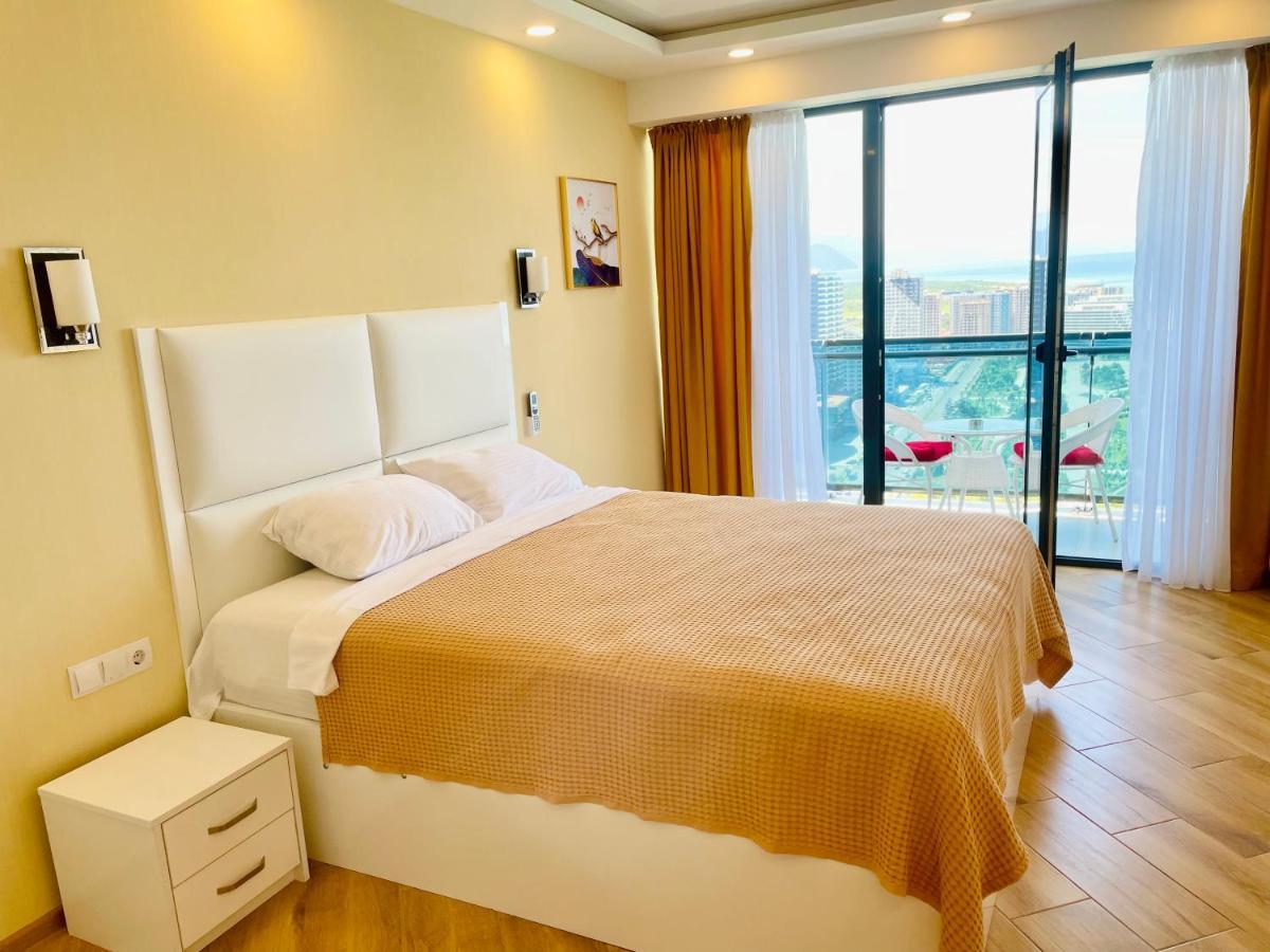 Sea View Apartments Orbi Beach Tower Batumi Exteriér fotografie