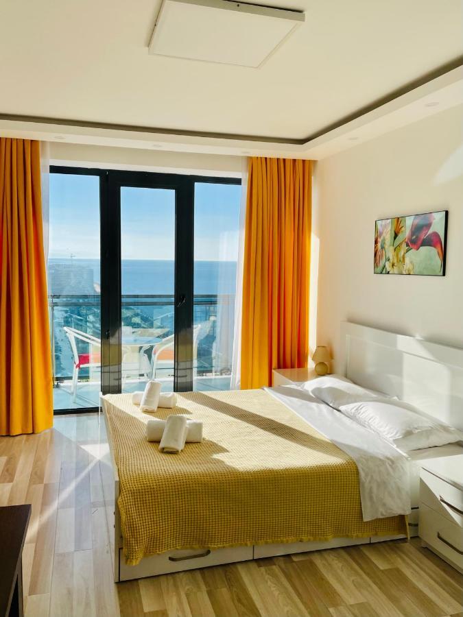 Sea View Apartments Orbi Beach Tower Batumi Exteriér fotografie