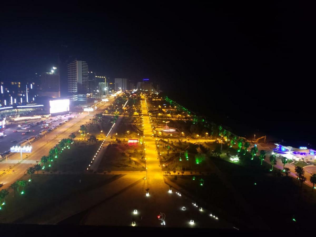 Sea View Apartments Orbi Beach Tower Batumi Exteriér fotografie