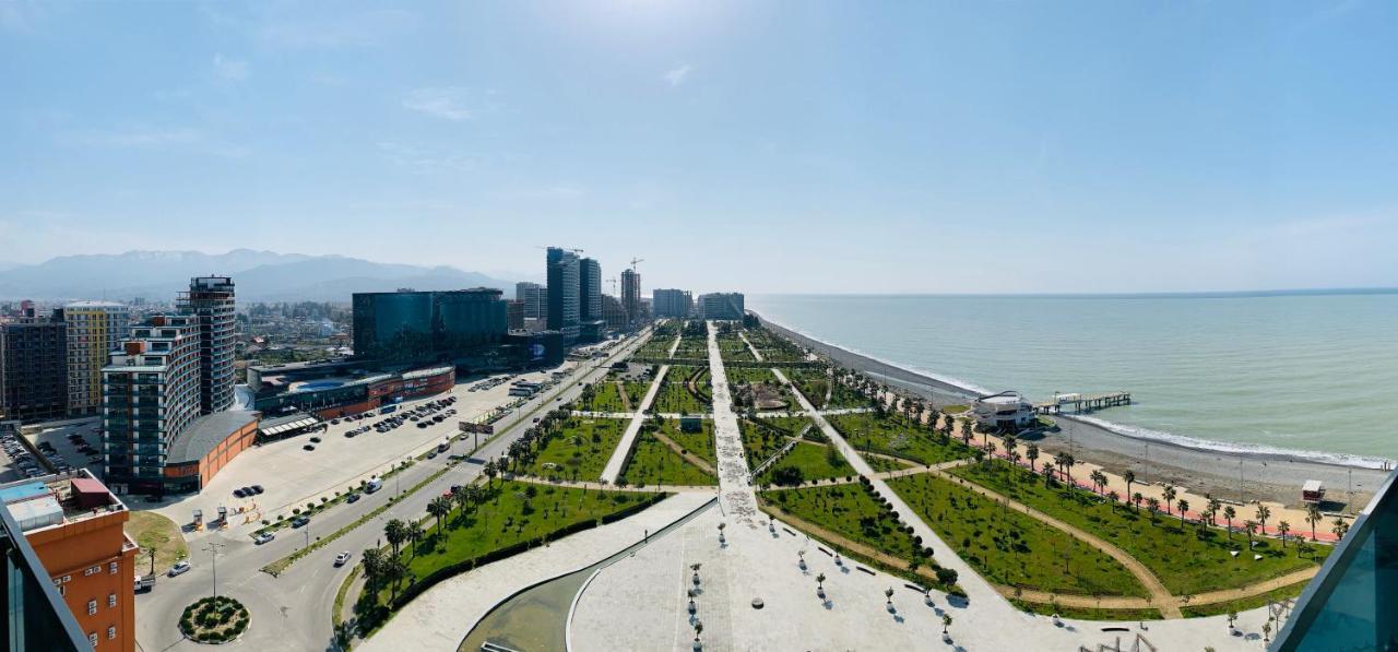 Sea View Apartments Orbi Beach Tower Batumi Exteriér fotografie